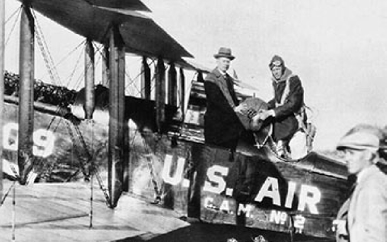 When Lindbergh delivered airmail to Springfield