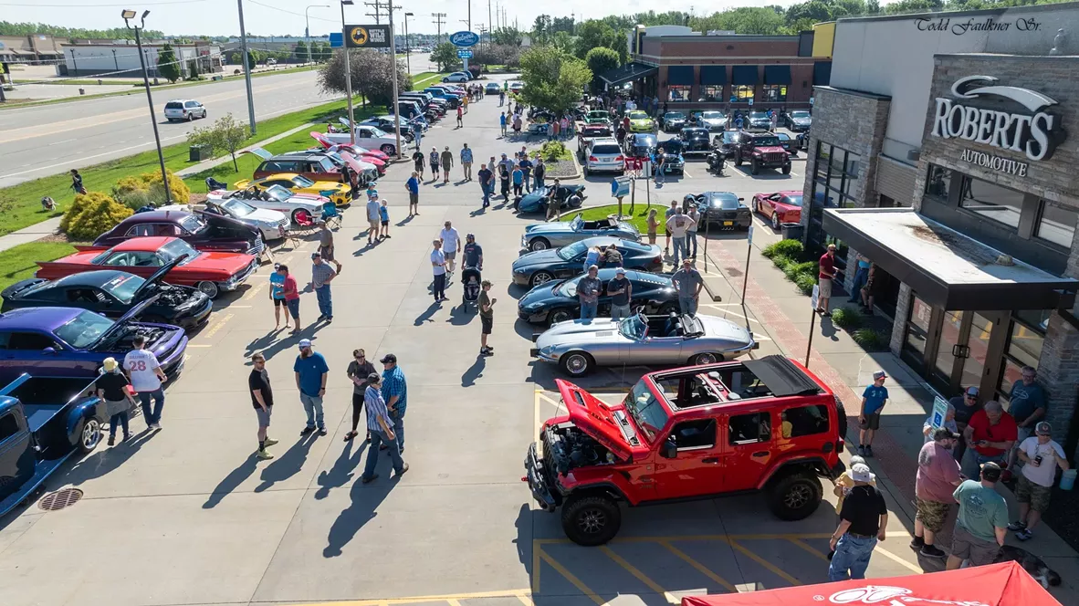 cars_and_coffee.webp