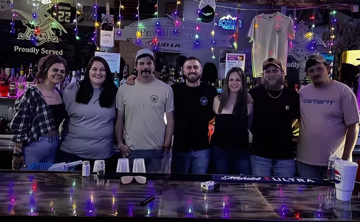 cj_s_bar_new_canton_il.webp