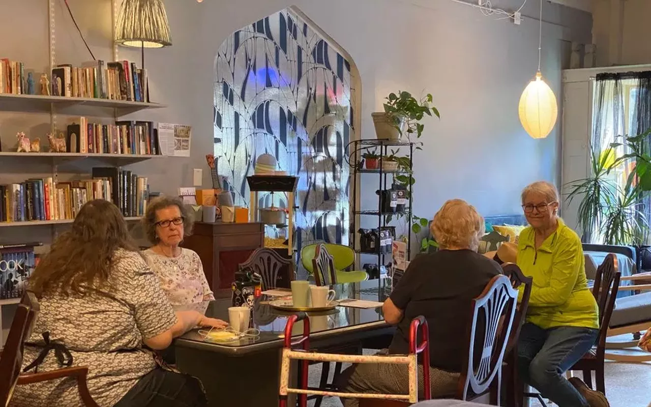 Image: Glass Table Discussions