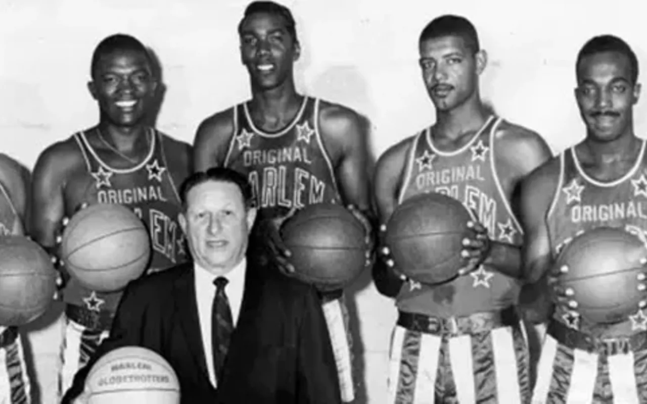 Image: Globetrotter: How Abe Saperstein Shook Up the World of Sports