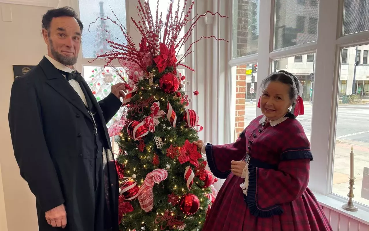 Image: Holiday Fun With Abe and Mary Lincoln