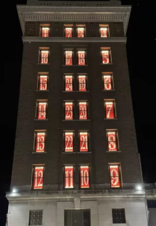 Image: Jacksonville's "World's Tallest" Advent Calendar