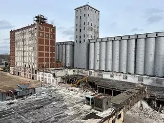 Image: Pillsbury Mill tours