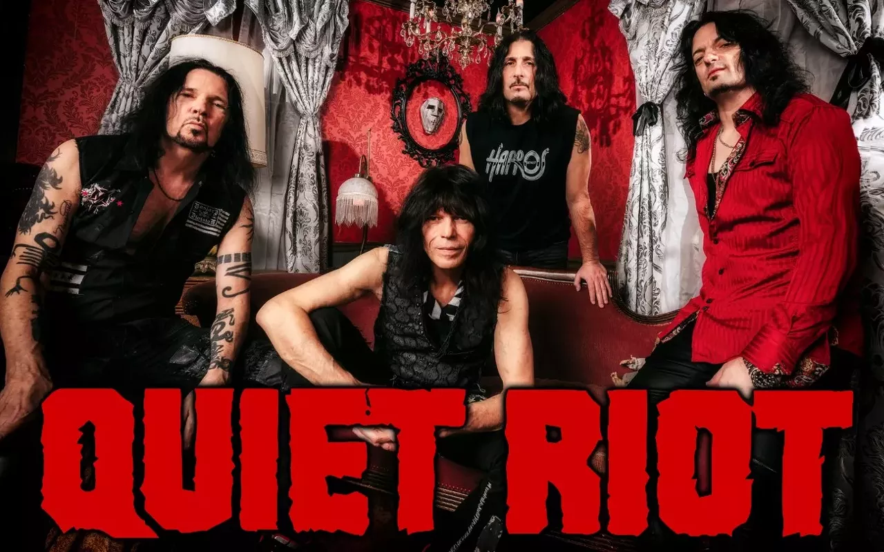 Image: Quiet Riot with Big Guns