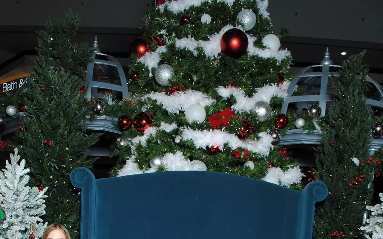 Image: Santa at White Oaks Mall