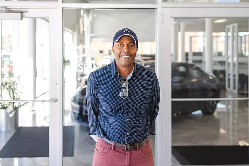 AUTO SALESPERSON