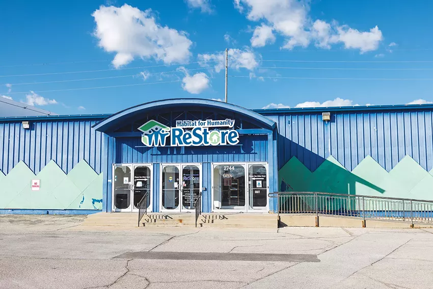 THRIFT STORE